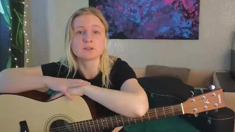 LanaviSmith online show from February 3, 6:40 am