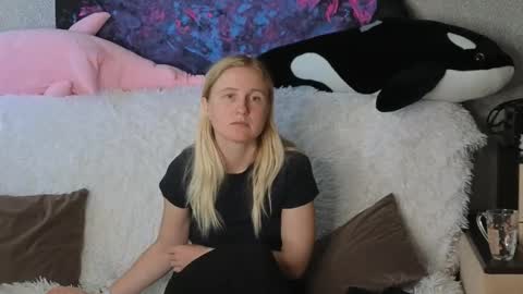 LanaviSmith online show from November 20, 6:58 am