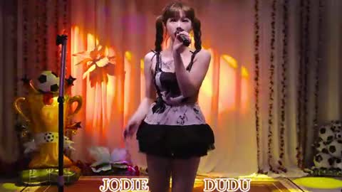 lankwaifong_cindy online show from July 2, 3:17 am