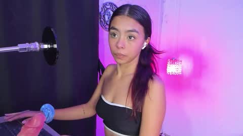 lanna_brunette online show from December 22, 1:14 pm