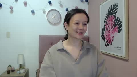 Lanna online show from June 30, 1:32 pm