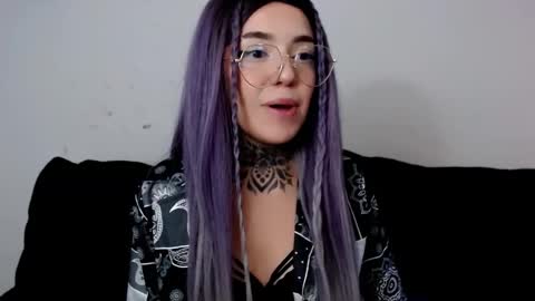 Snapshot of lannie_gonzales chatting on January 19, 7:04 pm LANNIE online show from January 19, 7:04 pm