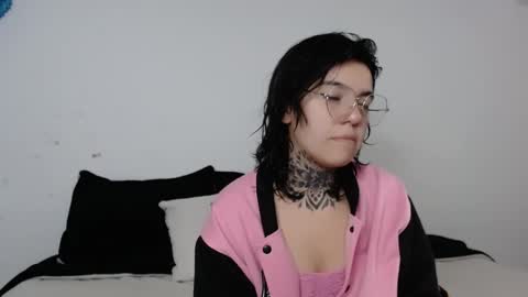 Snapshot of lannie_gonzales chatting on January 16, 8:25 pm LANNIE online show from January 16, 8:25 pm