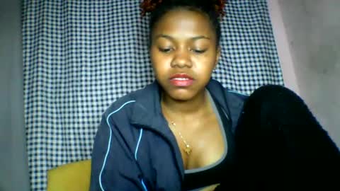 lara_belle online show from July 28, 8:52 pm
