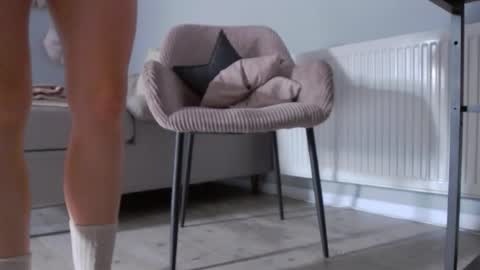 Snapshot of larakanes chatting on October 15, 10:29 am LaraKanes online show from October 15, 10:29 am