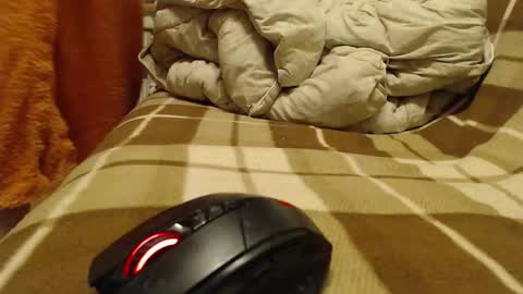 laralhotr online show from January 9, 5:17 pm