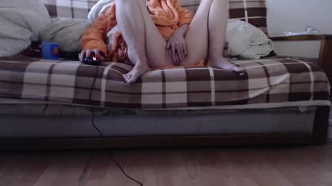 laralhotr online show from January 12, 8:08 am