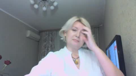 Snapshot of laramrs chatting on October 9, 4:22 pm laramrs online show from October 9, 4:22 pm