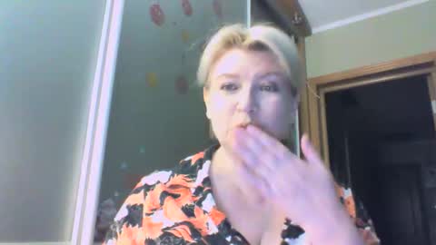 Snapshot of laramrs chatting on September 29, 4:12 pm laramrs online show from September 29, 4:12 pm