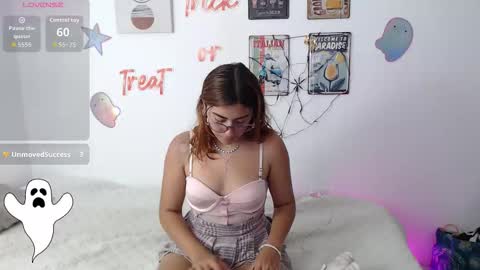 laramucci online show from October 21, 7:51 pm