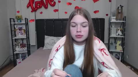 LaraPika online show from February 11, 8:16 am