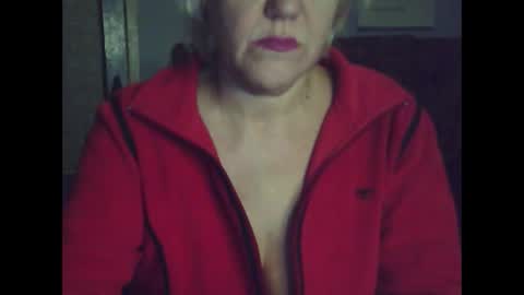 Snapshot of larisaq4ugo24 chatting on February 19, 7:59 pm larisaq4ugo24 online show from February 19, 7:59 pm