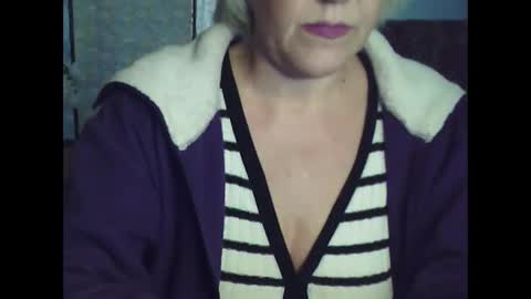 Snapshot of larisaq4ugo24 chatting on October 5, 9:36 am larisaq4ugo24 online show from October 5, 9:36 am