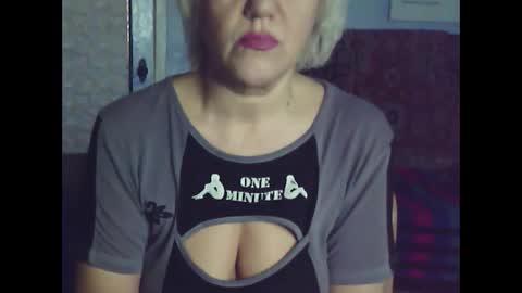 Snapshot of larisaq4ugo24 chatting on February 3, 8:13 am larisaq4ugo24 online show from February 3, 8:13 am