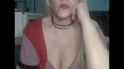 larisaq4ugo24 online show from March 6, 10:43 am