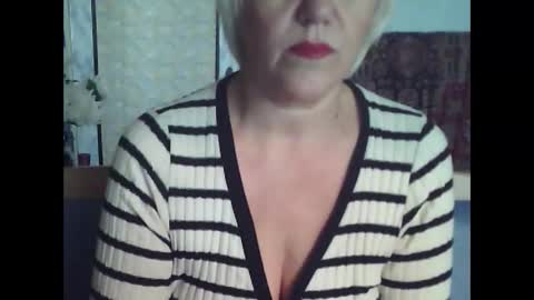 Snapshot of larisaq4ugo24 chatting on September 25, 12:04 pm larisaq4ugo24 online show from September 25, 12:04 pm