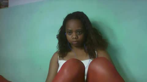 Snapshot of larissa645771 chatting on September 26, 7:17 am larissa645771 online show from September 26, 7:17 am