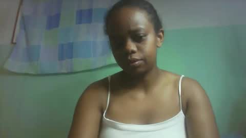 Snapshot of larissa645771 chatting on October 12, 9:01 am larissa645771 online show from October 12, 9:01 am