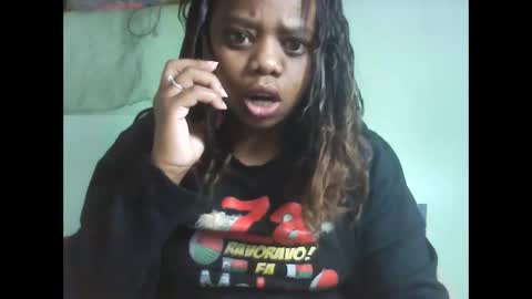 Snapshot of larissa645771 chatting on October 7, 3:49 pm larissa645771 online show from October 7, 3:49 pm