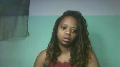 Snapshot of larissa645771 chatting on October 5, 12:32 pm larissa645771 online show from October 5, 12:32 pm