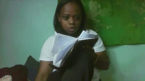 larissa645771 online show from March 19, 6:07 am