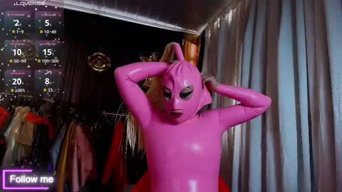 Snapshot of latex_rose_daniels chatting on September 18, 3:43 pm ROSE online show from September 18, 3:43 pm