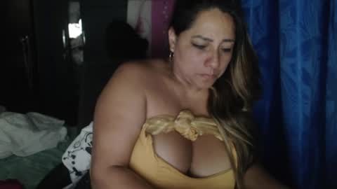 latin_big_boobs online show from February 8, 4:16 am