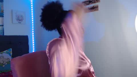 karen online show from March 18, 2:27 am