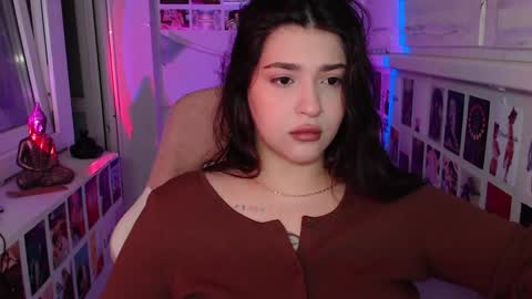 miiiiiiaaaa online show from December 8, 4:46 am