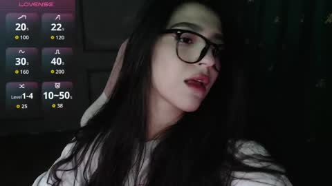 miiiiiiaaaa online show from June 4, 8:57 pm