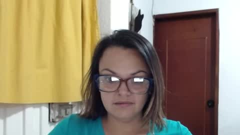Laura online show from July 17, 2:05 am
