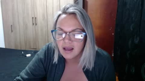 Laura online show from July 27, 2:41 am