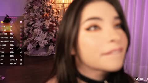Snapshot of lau__1 chatting on December 28, 8:04 pm IG 1lau 1 X 1lau 1 online show from December 28, 8:04 pm