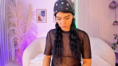 lau_reyes online show from October 17, 12:41 pm