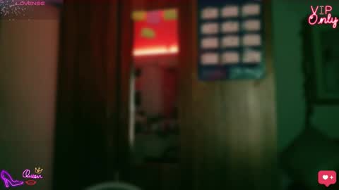 laujgray online show from March 29, 7:51 am