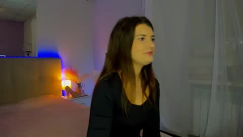 Laura online show from December 4, 6:59 am