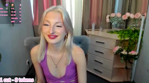 Laura online show from October 10, 8:30 am