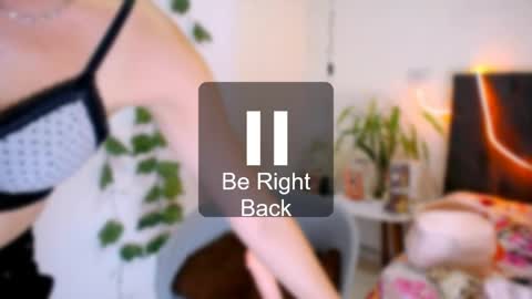 LAURA online show from May 14, 6:14 pm