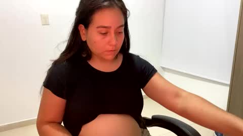 laura online show from October 8, 10:14 pm