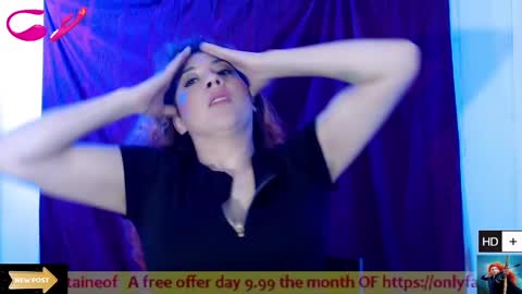 Snapshot of laura_fountain_ chatting on January 16, 11:37 pm weedcam Curly Laura OF    online show from January 16, 11:37 pm