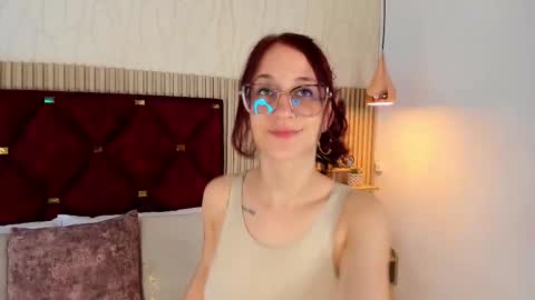 Snapshot of laura_ivy chatting on September 22, 12:36 pm LauraIvy online show from September 22, 12:36 pm