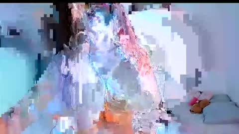 LauraIvy online show from June 11, 3:20 pm