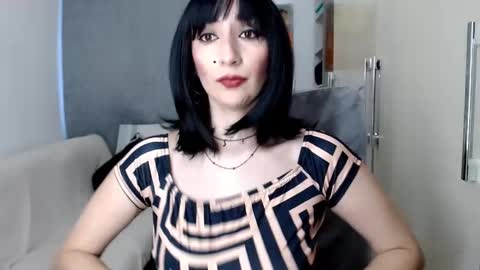 Laura online show from March 8, 10:24 pm