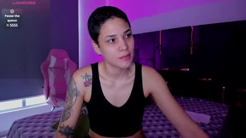 Laura Rose online show from March 5, 12:22 pm