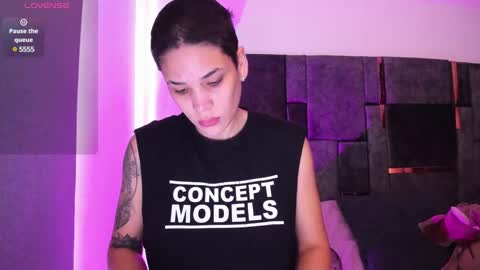 Laura Rose online show from February 11, 3:51 pm