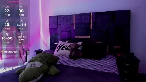 Laura Rose online show from March 1, 3:38 pm