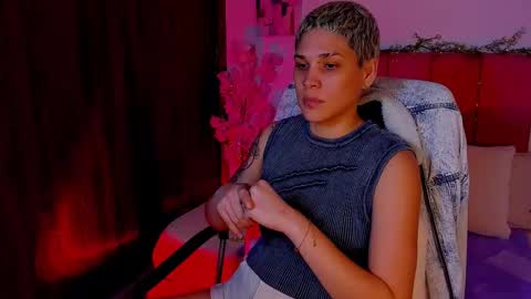 Laura Rose online show from October 17, 12:36 am