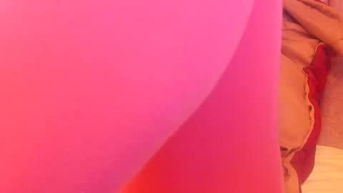 LAURA SOE online show from February 22, 11:38 pm