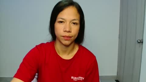 lauracb          online show from January 16, 10:55 am