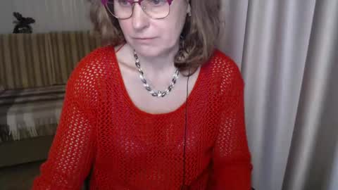 Lauraoven1 online show from March 9, 9:02 am